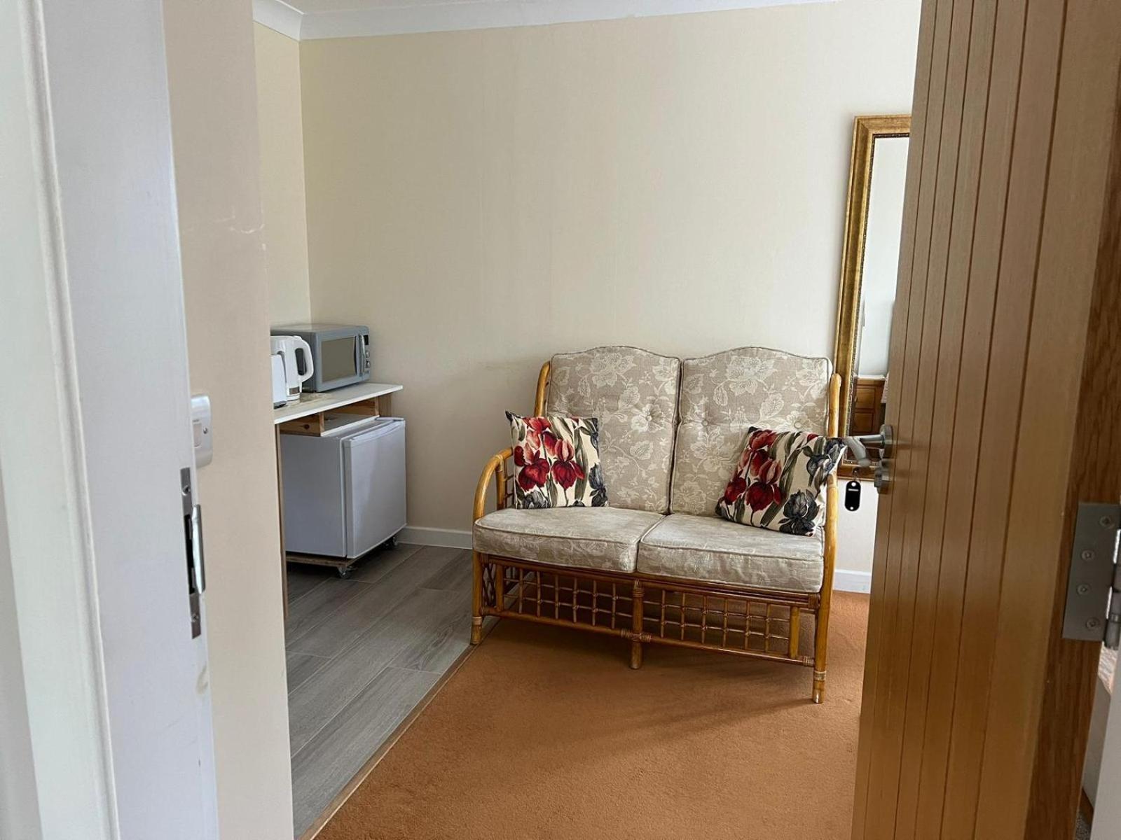 Apartamento The Mended Drum Fortrose Habitación foto
